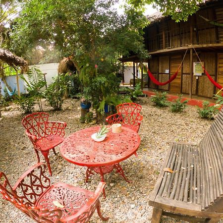 Hostal Zinpar Palomino Exterior photo